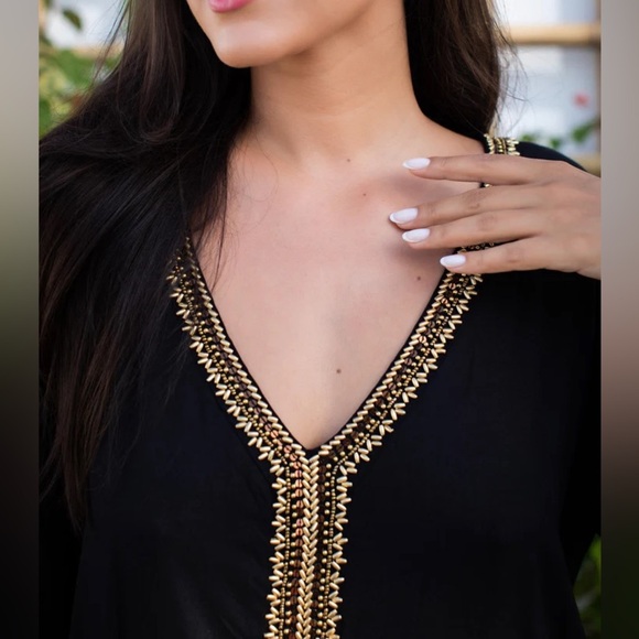 MIRA Black V-neck 3/4 Sleeve Gold Beads Embroidered Boho Flowy Tunic Womens Sz L - Picture 2 of 11